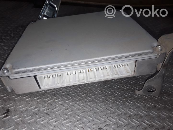 Toyota Corolla Verso AR10 Sterownik / Moduł ECU 896610F100