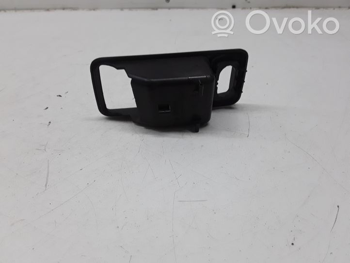 Ford Focus Support bouton lève vitre porte arrière 3M51226A36