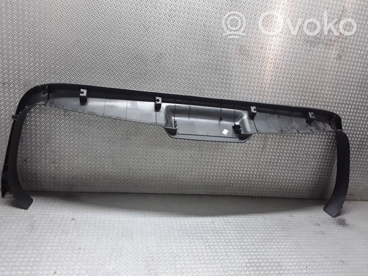 Toyota Verso Garniture de hayon 679390F020