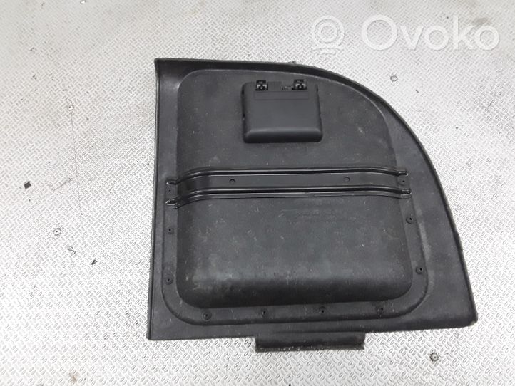 Audi A4 S4 B7 8E 8H Kita bagažinės apdailos detalė 8E9868989