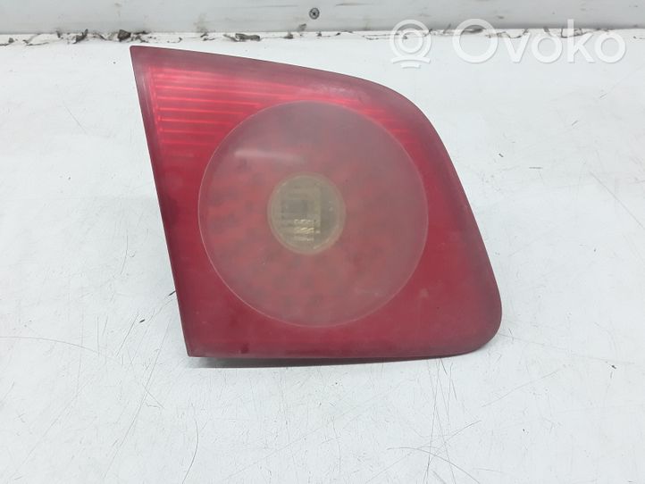 Volkswagen Phaeton Lampy tylnej klapy bagażnika 333621L