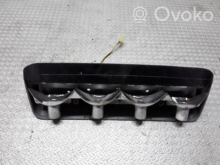 Subaru Forester SG Luce d’arresto centrale/supplementare 24036900