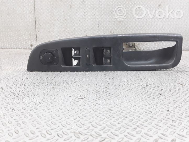 Volkswagen Jetta V Interrupteur commade lève-vitre 1K4868049B