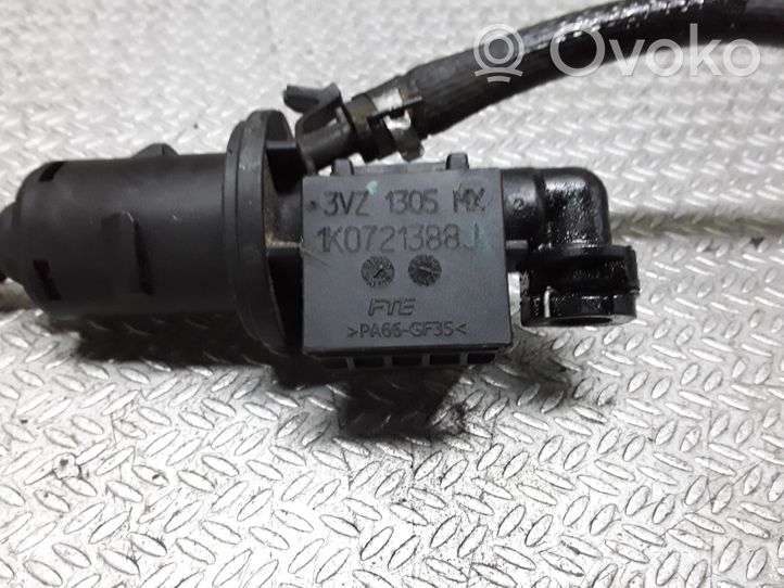 Volkswagen Jetta V Clutch master cylinder 1K0721388J