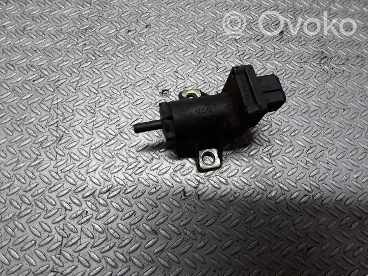 Renault Espace III Vacuum valve 7700102545C