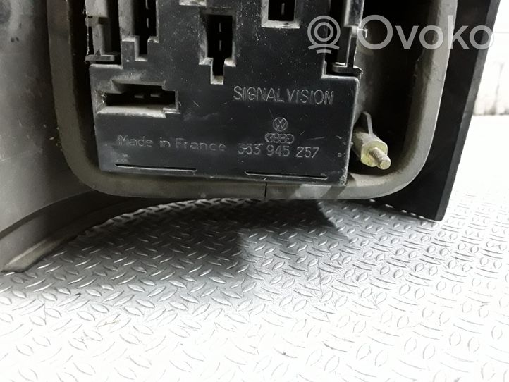 Volkswagen PASSAT B3 Luz trasera/de freno 333945257