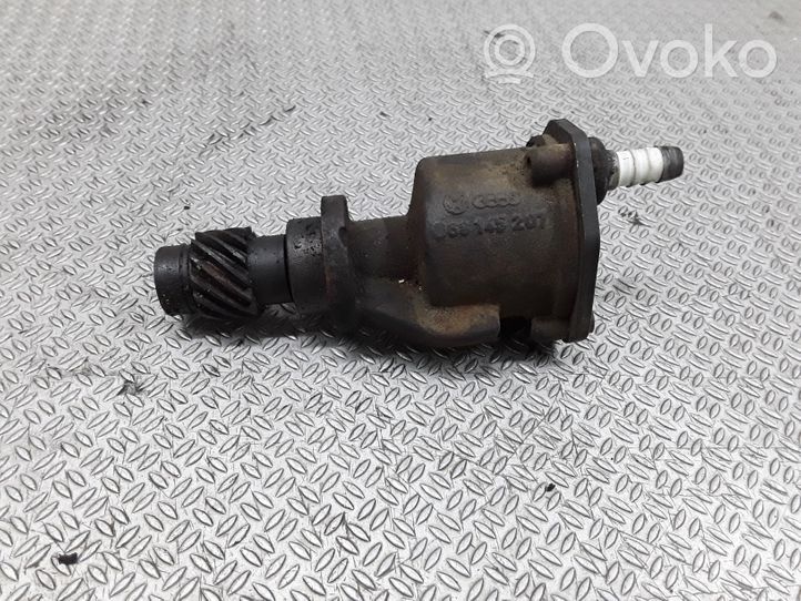 Volkswagen PASSAT B3 Bomba de vacío 068145207