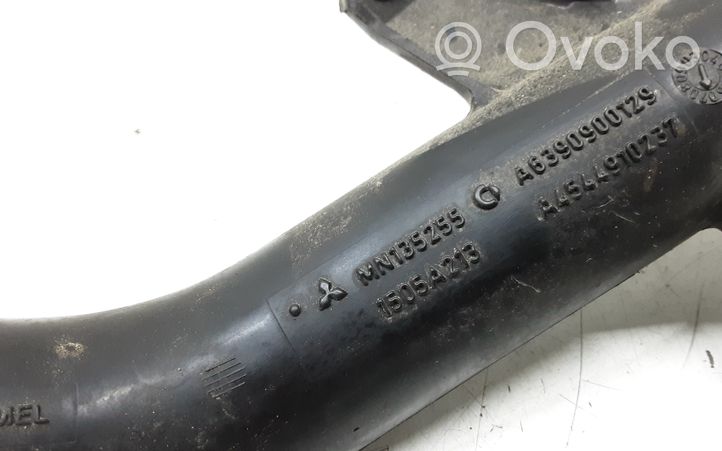 Mitsubishi Colt Tube d'admission de tuyau de refroidisseur intermédiaire MN135255