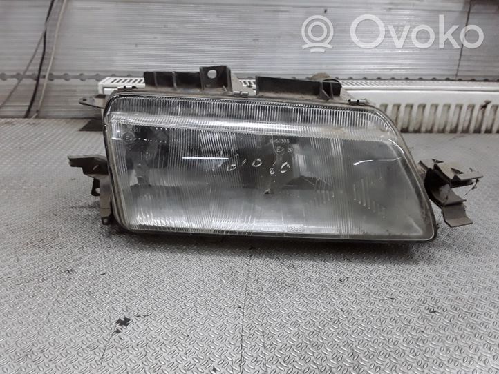 Peugeot 605 Lampa przednia 09991609