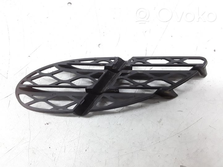 Renault Megane III Grille inférieure de pare-chocs avant 2208851423