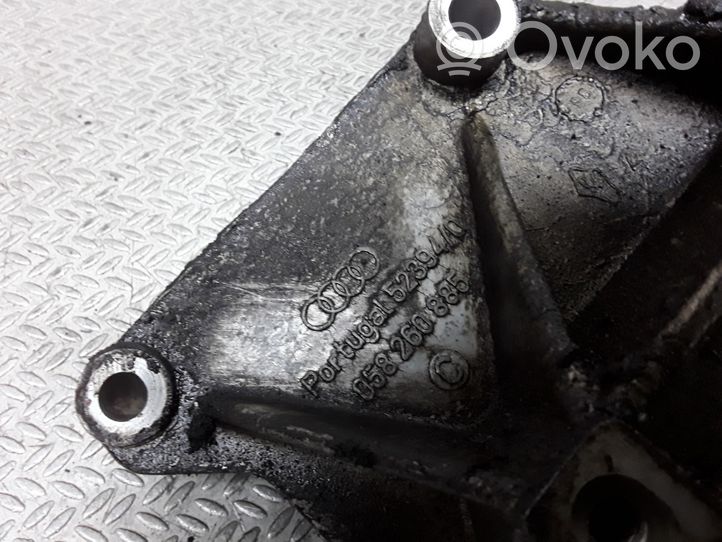 Audi A4 S4 B5 8D Uchwyt / Mocowanie sprężarki klimatyzacji 058260885