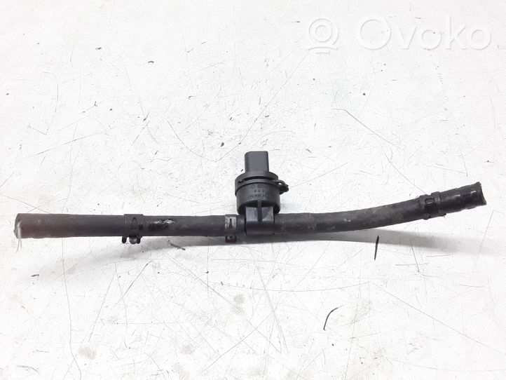 Audi A3 S3 8L Fuel temperature sensor 038906081B