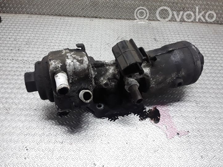 Volkswagen Jetta V Supporto di montaggio del filtro dell’olio 045115389E