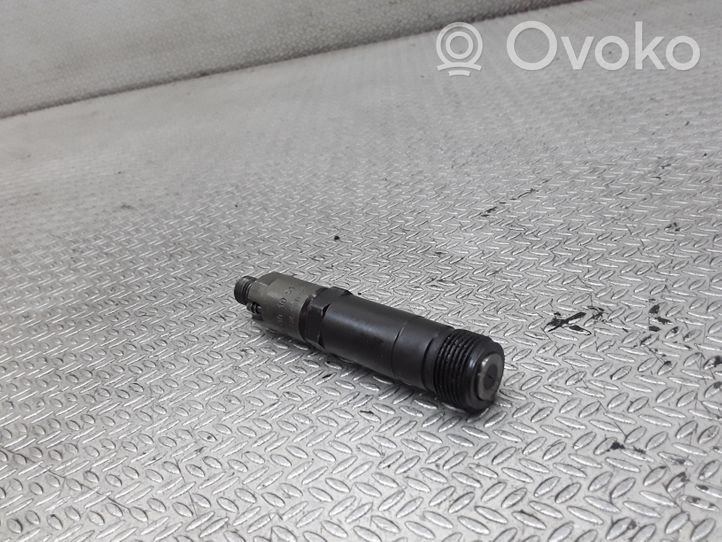 Mercedes-Benz C W202 Injecteur de carburant 0000101051