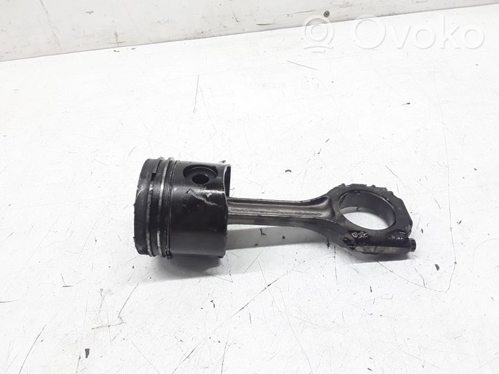 Audi A6 S6 C4 4A Piston with connecting rod 