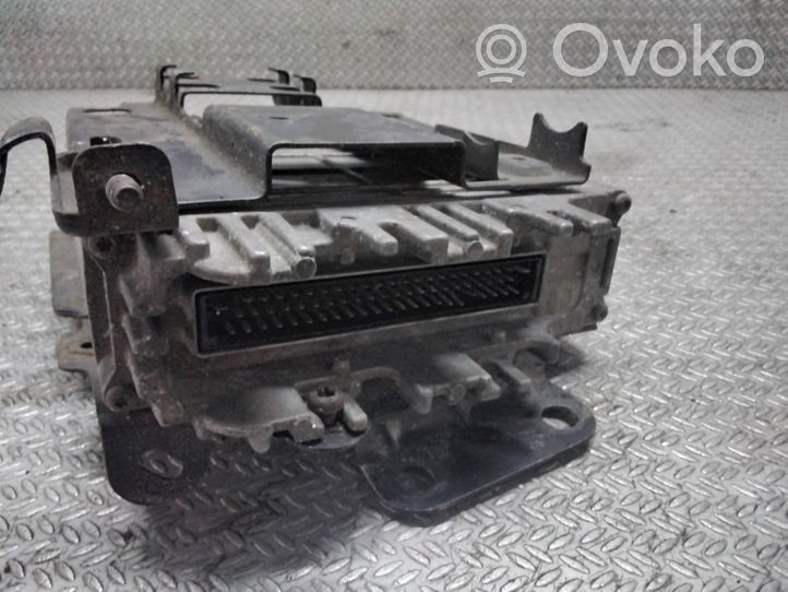 Renault Scenic RX Sterownik / Moduł ECU PLF875319G