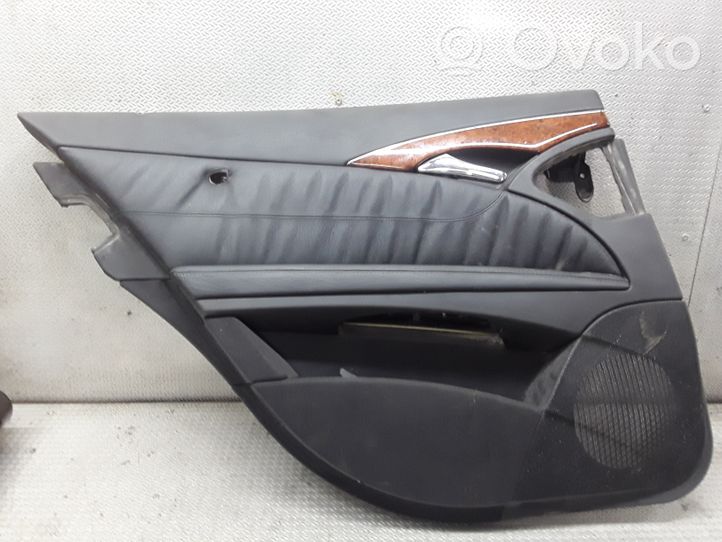 Mercedes-Benz E W211 Set di rivestimento sedili e portiere 