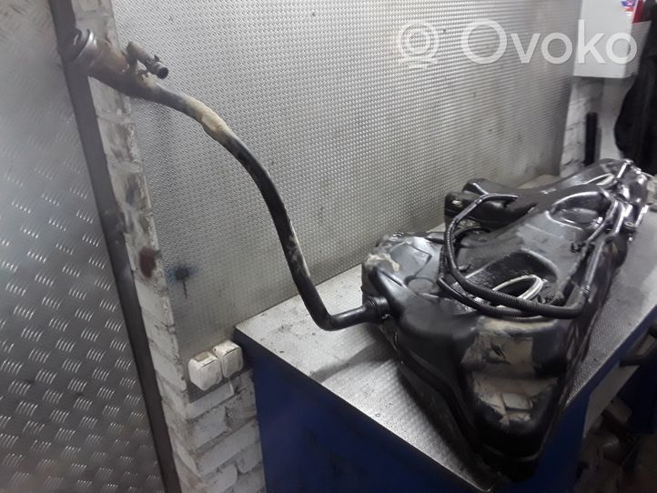 BMW 5 E60 E61 Réservoir de carburant 