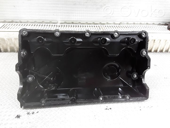 Volkswagen PASSAT B5.5 Copertura per bilanciere albero a camme 038103475N