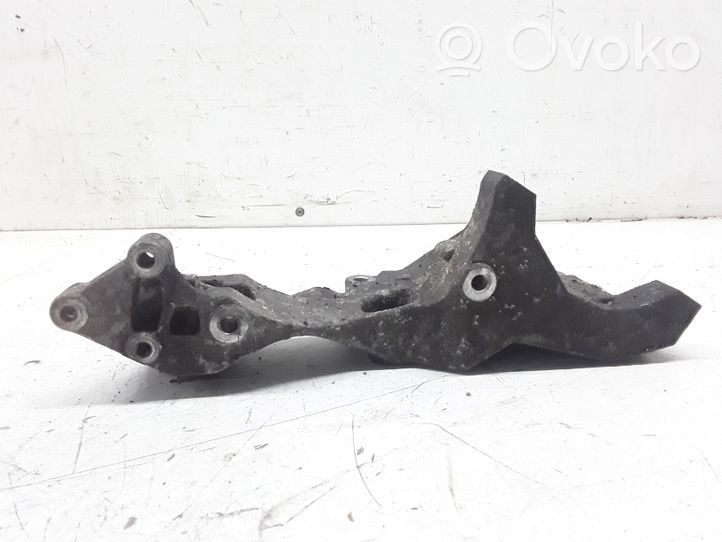 Volkswagen Polo III 6N 6N2 6NF Soporte del alternador 045903143E