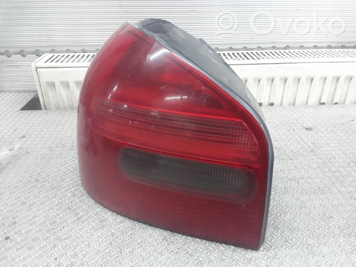 Audi A3 S3 8L Luci posteriori 8L0945095A