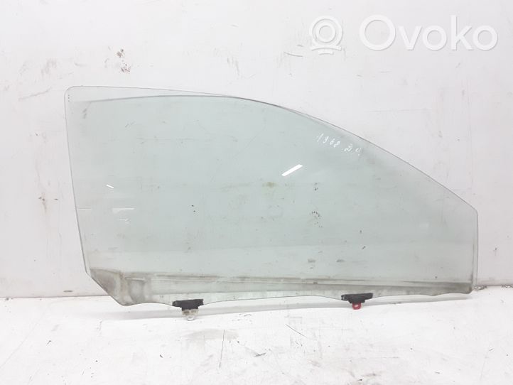 Toyota Yaris Front door window/glass (coupe) 