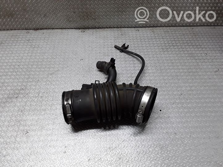 Nissan Primera Air intake duct part 