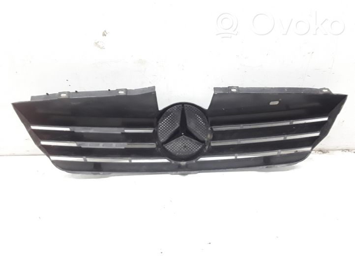 Mercedes-Benz Vaneo W414 Front bumper upper radiator grill A4148800085