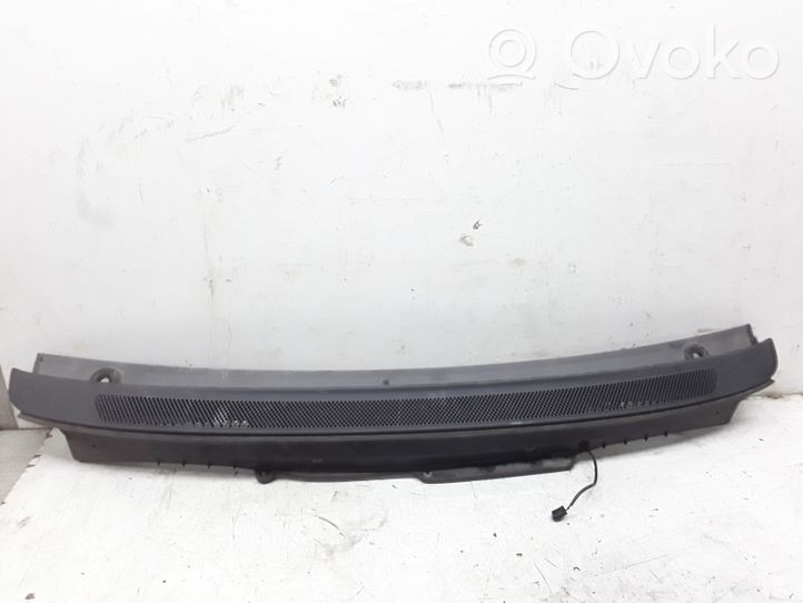 Mercedes-Benz Vaneo W414 Wiper trim 