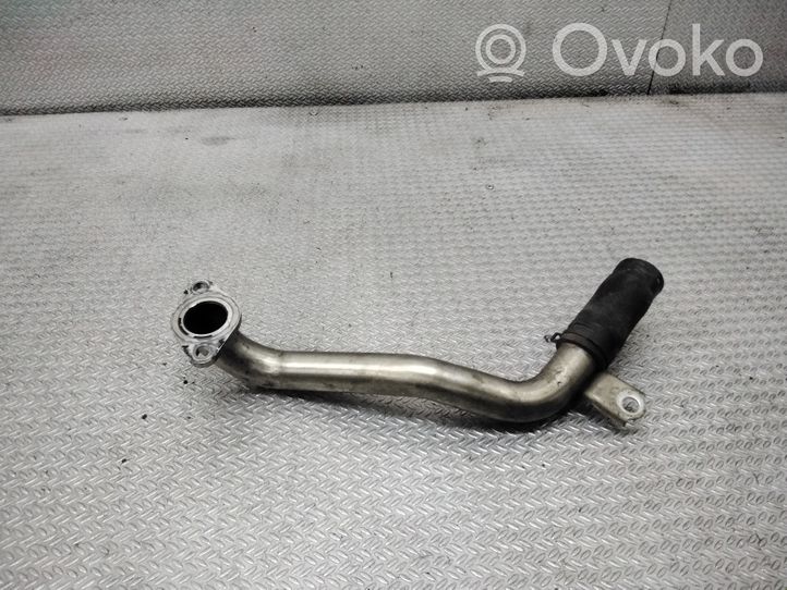 Subaru Justy Tuyau de liquide de refroidissement moteur 