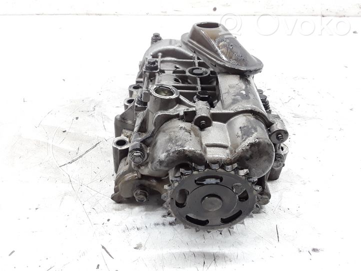 Citroen C5 Pompe à huile 9636898380