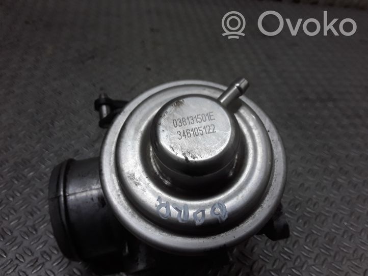 Volkswagen Bora Soupape vanne EGR 038131501E