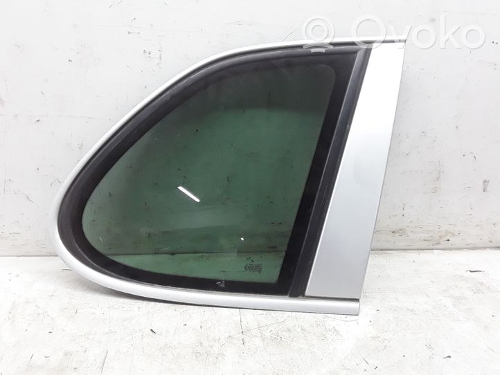 Porsche Cayenne (9PA) Fenêtre latérale avant / vitre triangulaire 