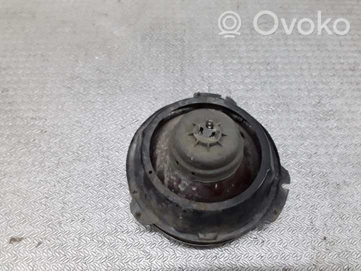 Mitsubishi Pajero Lampa przednia 306111603