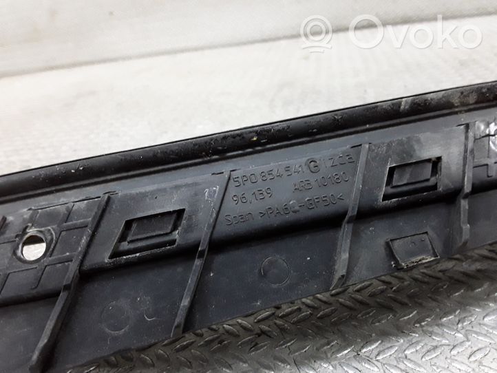 Seat Altea Listwa szyby czołowej / przedniej 5P0854541