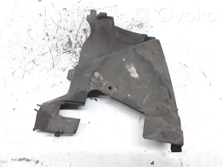 Renault Clio III Cache carter courroie de distribution 8200208853