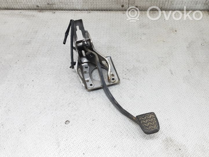 Toyota Avensis T250 Stabdžių pedalas 