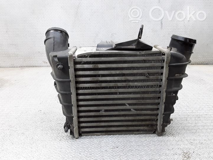 Volkswagen Polo IV 9N3 Chłodnica powietrza doładowującego / Intercooler 6Q0145804A