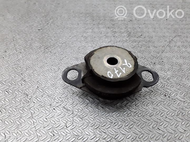 Renault Kangoo I Supporto della scatola del cambio 8200089697