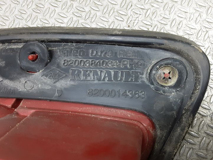 Renault Vel Satis Takaluukun takavalot 8200014363