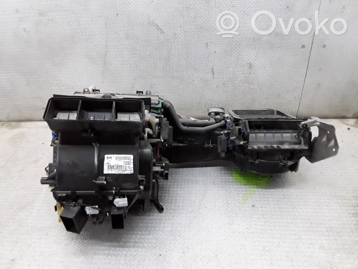 Audi A4 S4 B7 8E 8H Scatola climatizzatore riscaldamento abitacolo assemblata 8E1820005J