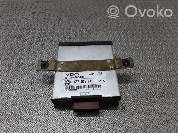 Volkswagen Fox Sonstige Steuergeräte / Module 6E0919041