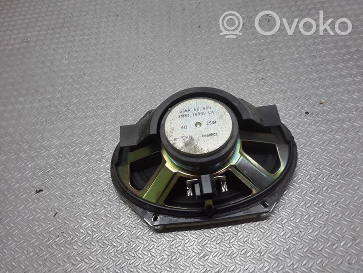 Mazda 3 I Enceinte de porte arrière GJ6A66960