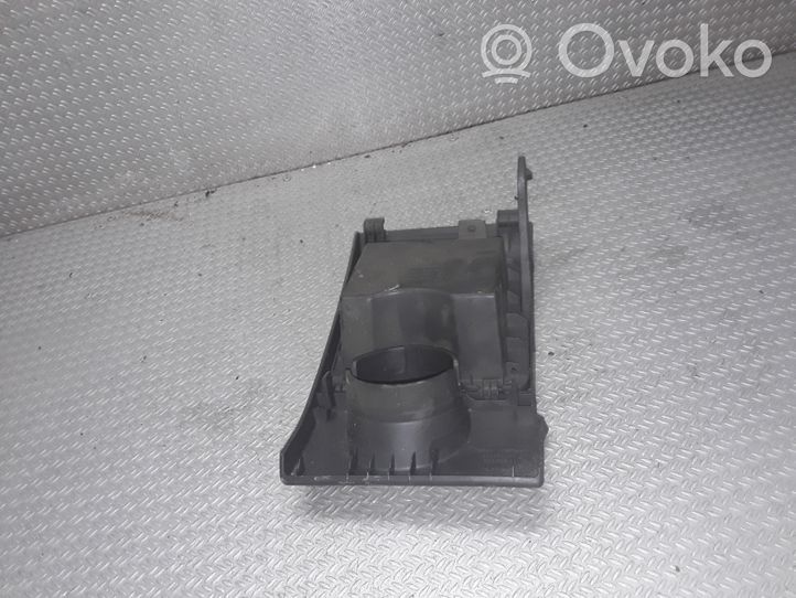 Opel Corsa D Dangtelis saugiklių dėžės 13228683