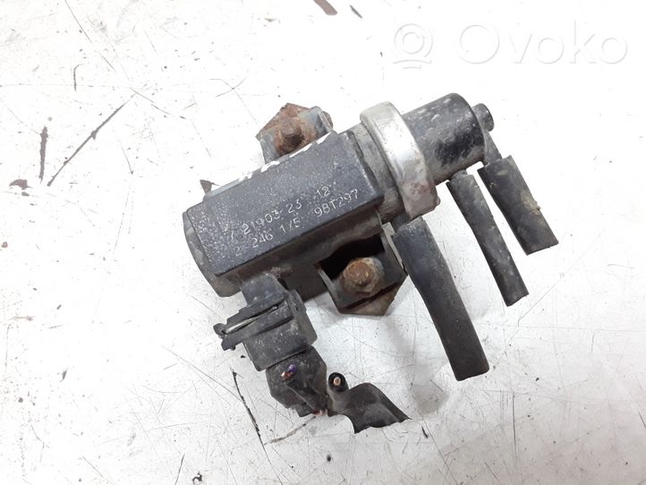 Land Rover Range Rover P38A Solenoidinis vožtuvas 2246175