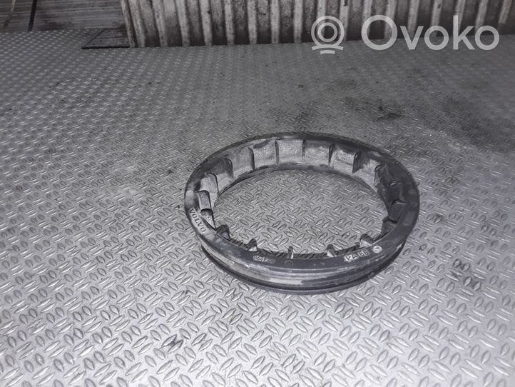 Volvo XC90 Bague de verrouillage pour réservoir de carburant 8649739