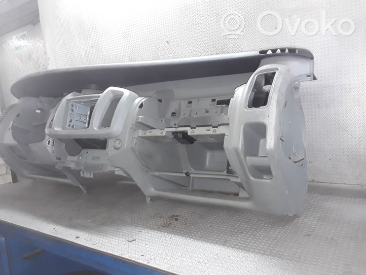 Opel Vivaro Deska rozdzielcza 