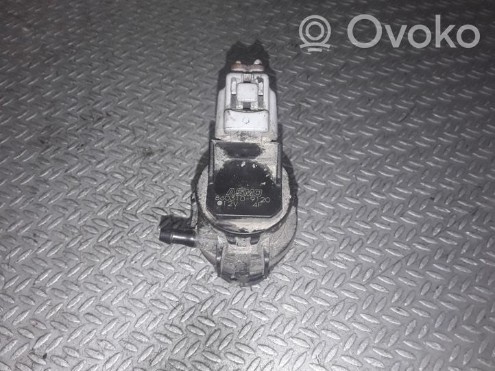 Mazda 3 I Pompe de lave-glace de pare-brise 8603109120