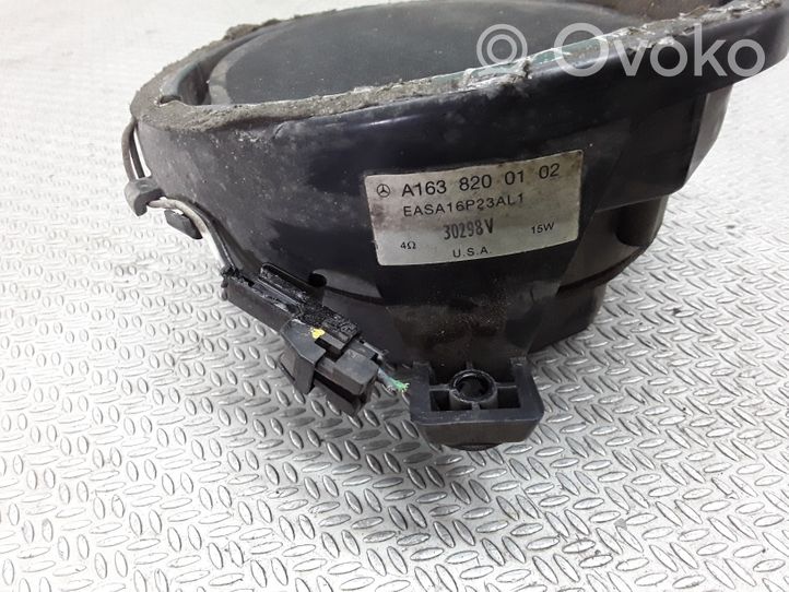 Mercedes-Benz ML W163 Altoparlante portiera anteriore A1638200102