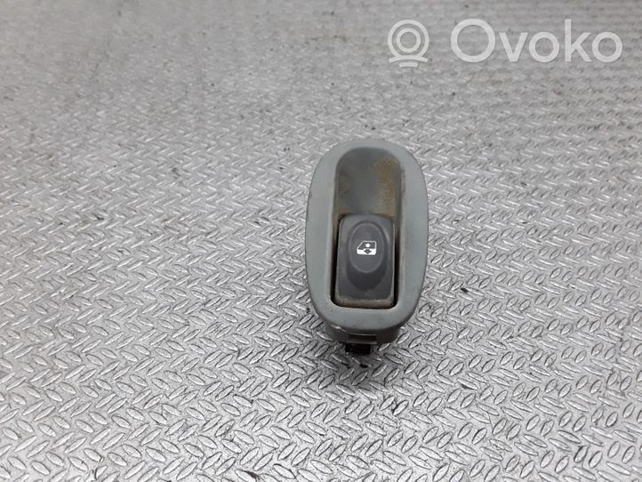 Renault Scenic RX Interruttore di controllo dell’alzacristalli elettrico 432963K